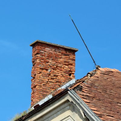 cracked and damaged chimney